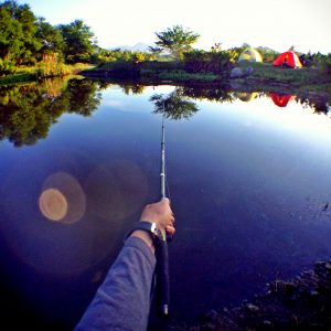 Mancing sembari Kemah